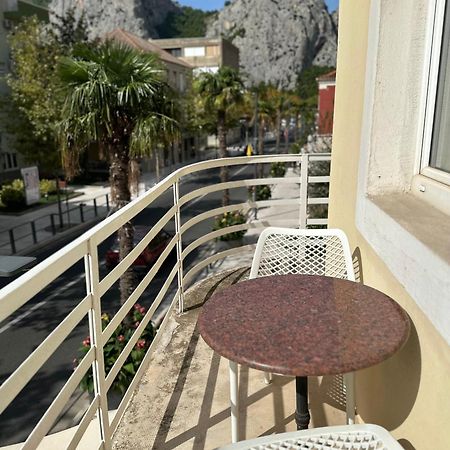 Central Luxury Rooms Omis Exterior photo