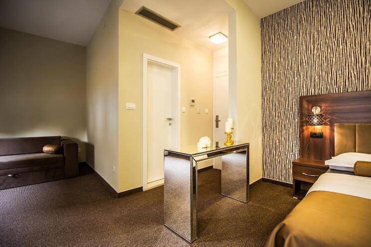 Central Luxury Rooms Omis Exterior photo