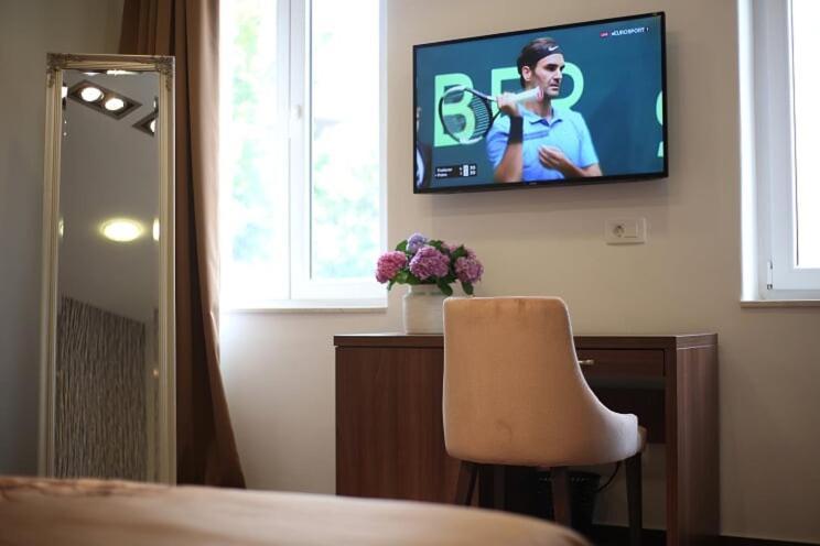 Central Luxury Rooms Omis Exterior photo